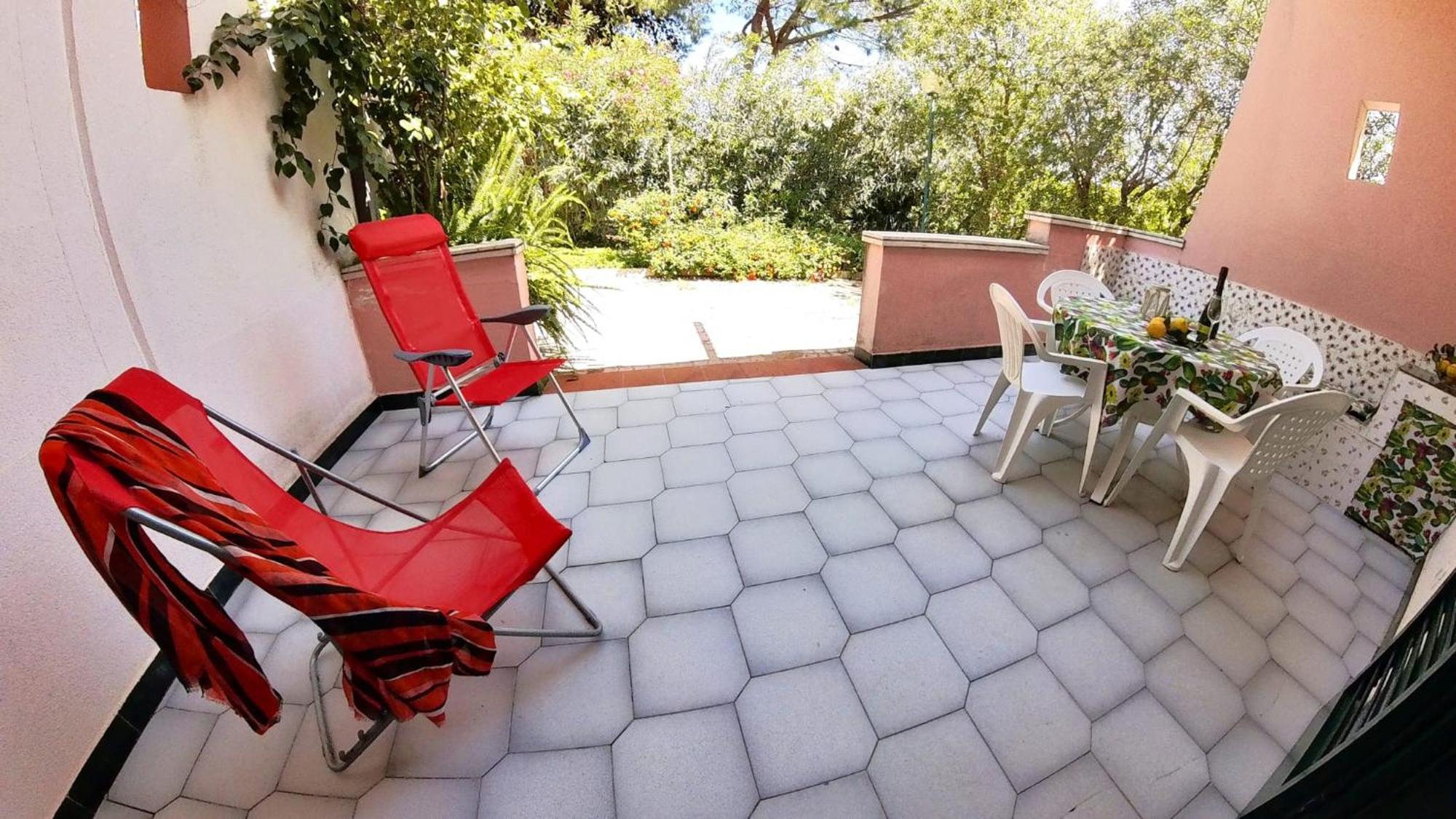 Villa Teti - Sicilia Кампофеличе-ди-Роччелла Экстерьер фото